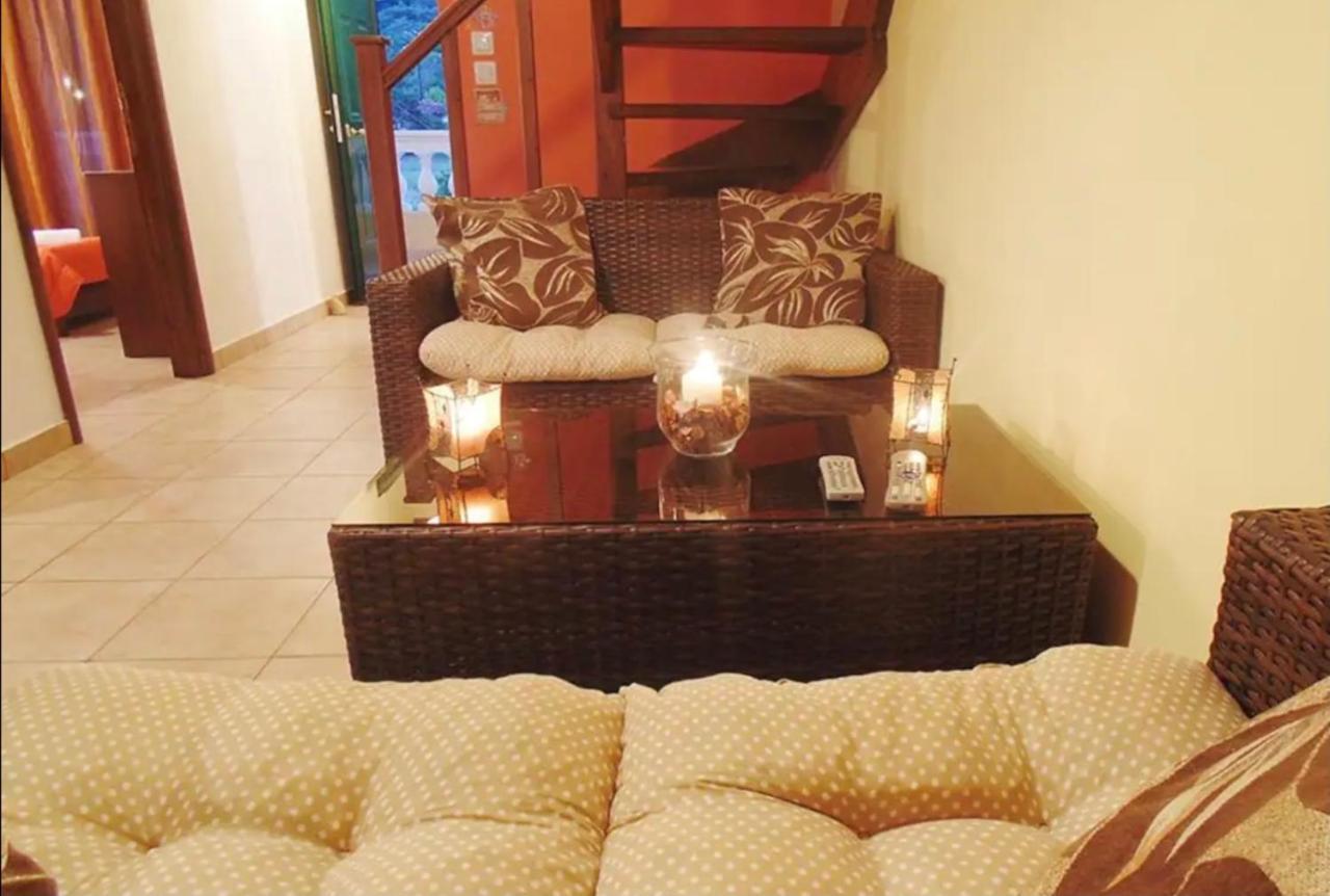 Stefanias Appartments Ágios Matthaíos Bagian luar foto