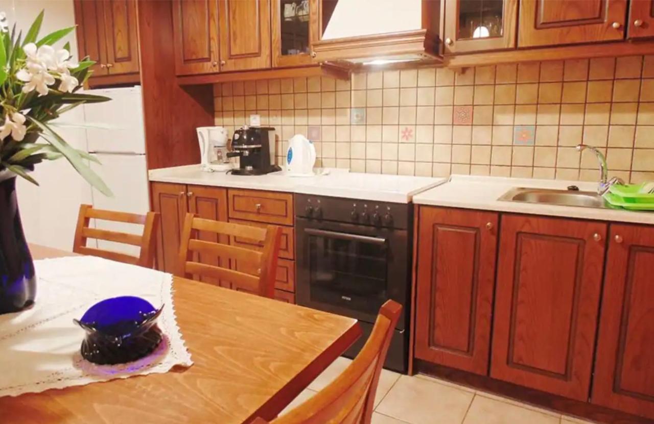 Stefanias Appartments Ágios Matthaíos Bagian luar foto