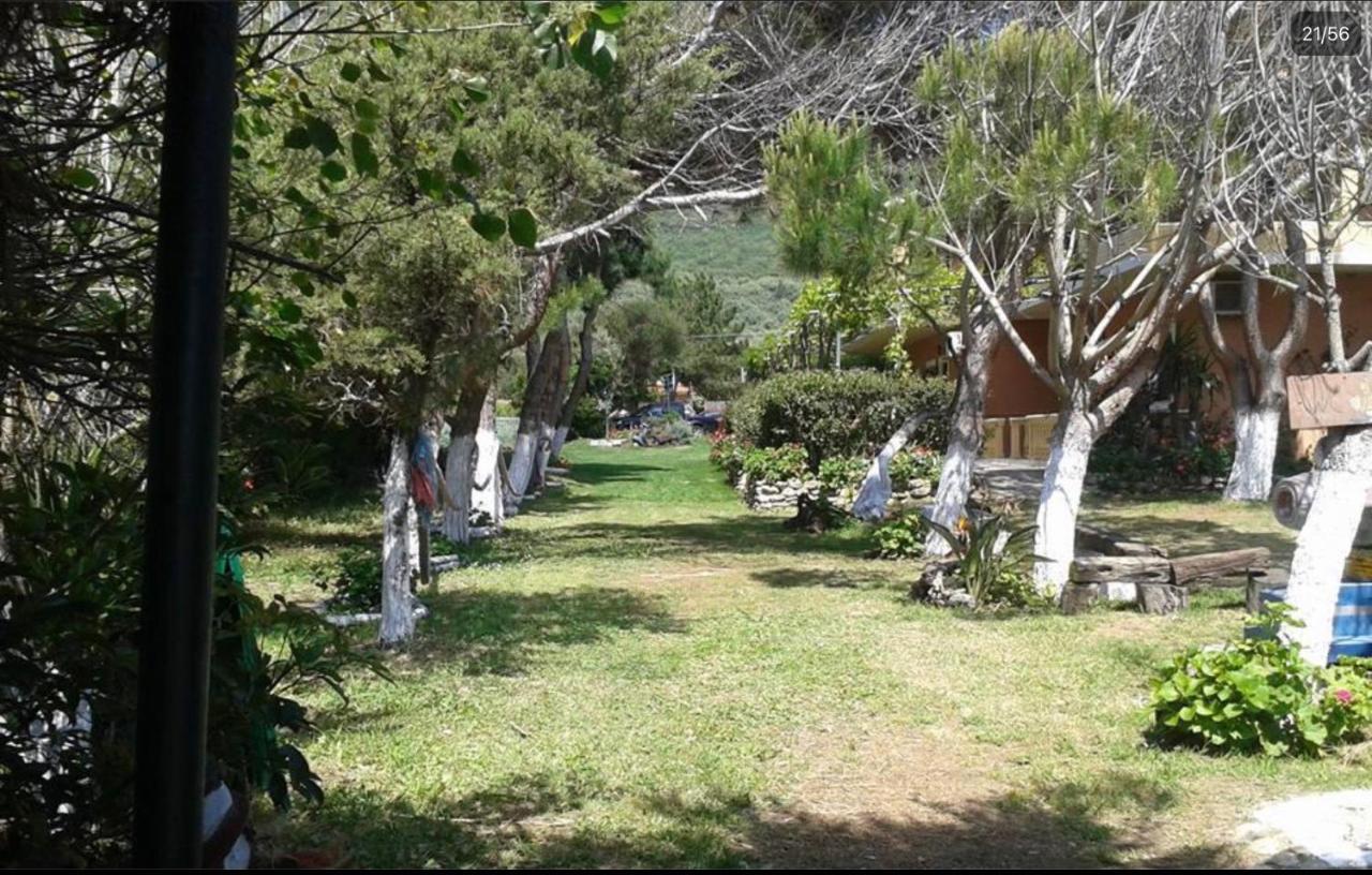 Stefanias Appartments Ágios Matthaíos Bagian luar foto